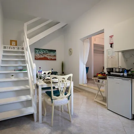 Ocean Garden, 4 Units By The Ocean
