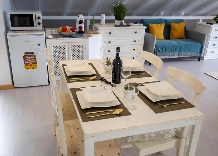 Ocean Garden, 4 Units By The Ocean *