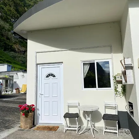 Ocean Garden, 4 Units By The Ocean