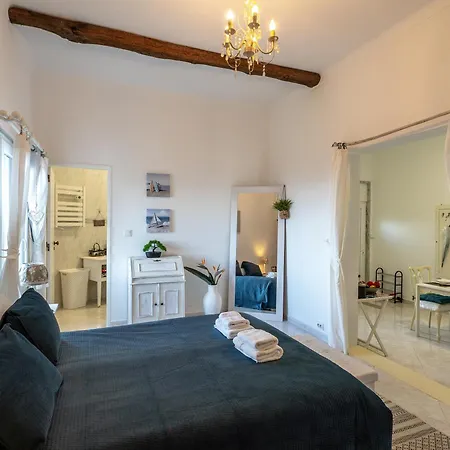 Ocean Garden, 4 Units By The Ocean *