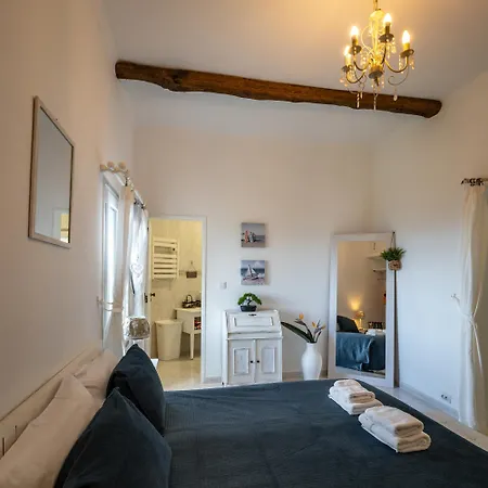 Ocean Garden, 4 Units By The Ocean